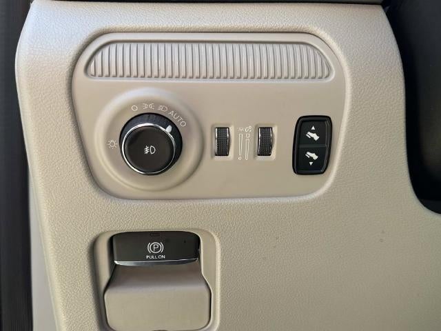 2023 Jeep Wagoneer Series III