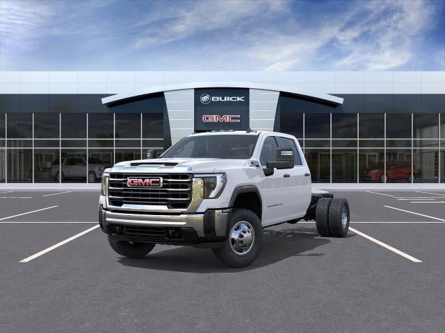 2026 GMC Sierra 3500 HD Chassis Cab Pro