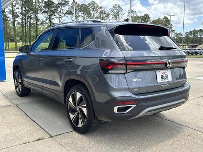 2025 Volkswagen Taos SE