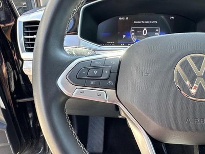 2025 Volkswagen Taos SE
