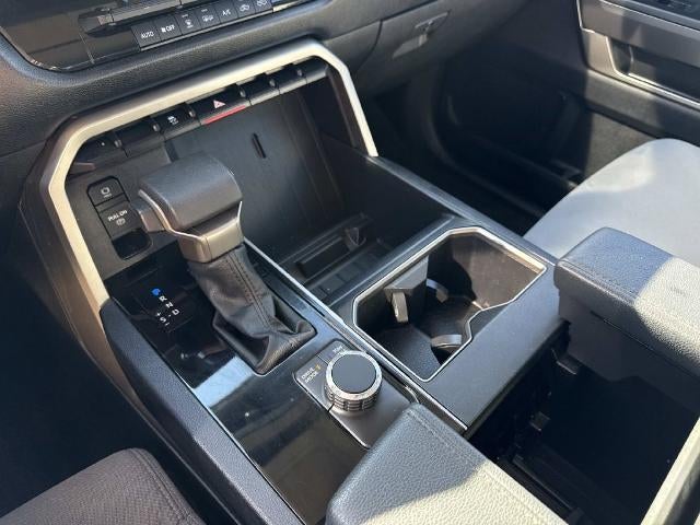 2022 Toyota Tundra 2WD SR5