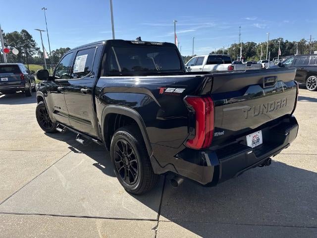 2022 Toyota Tundra 2WD SR5