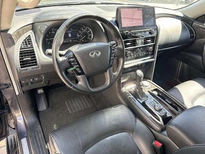 2024 INFINITI QX80 LUXE