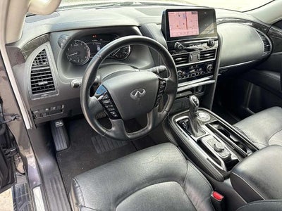 2024 INFINITI QX80 LUXE