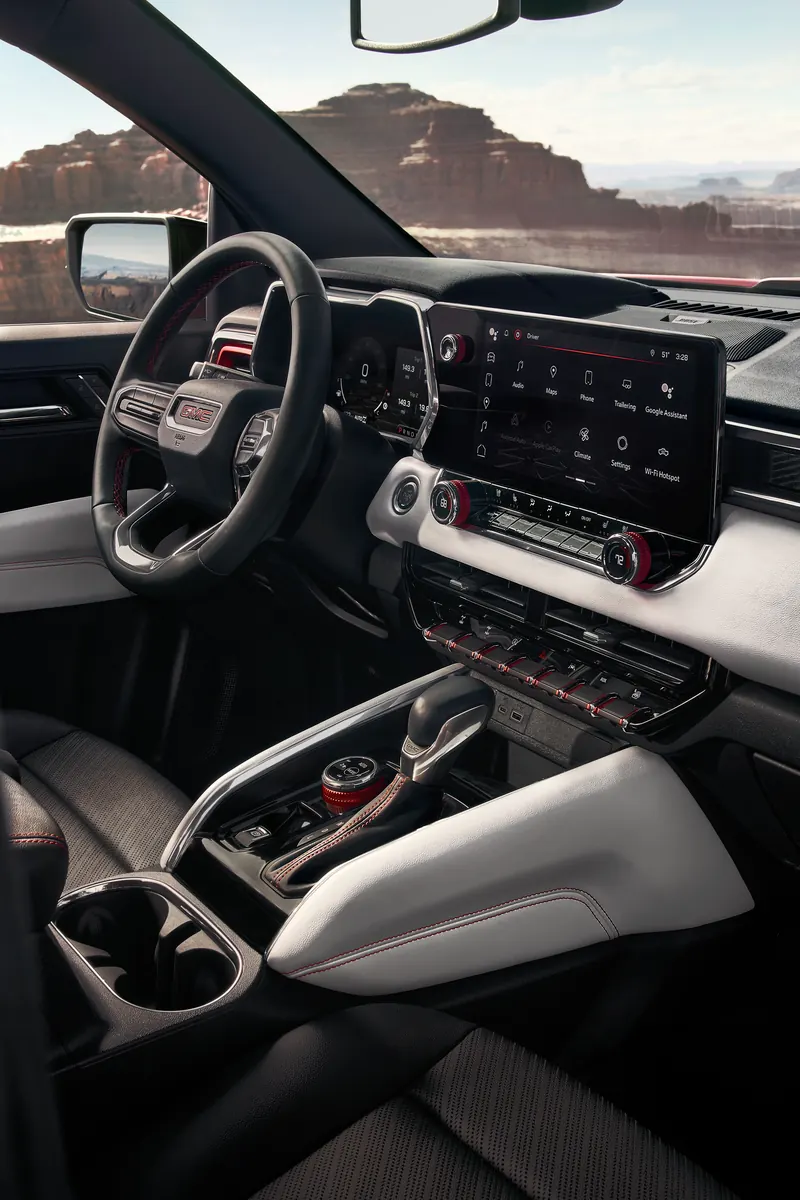 2026 GMC Canyon infotainment system at Bill Hood GMC in AMITE LA